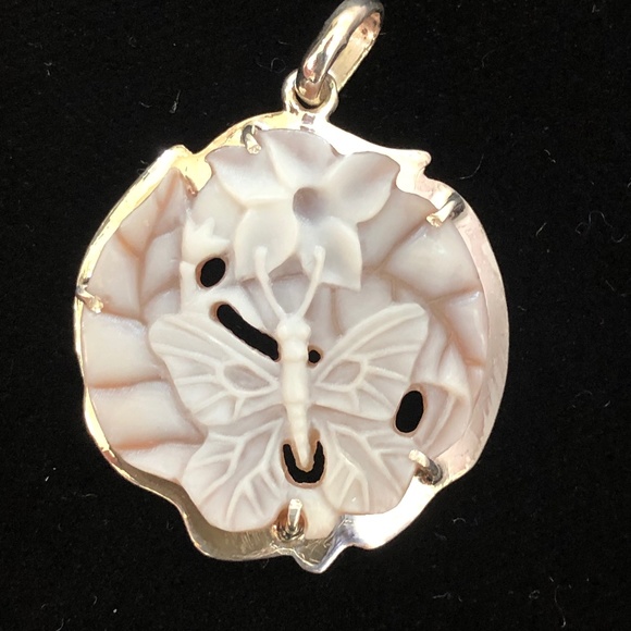 Rainforest Design®️Blue butterfly cameo, w/18” chn - Picture 1 of 5